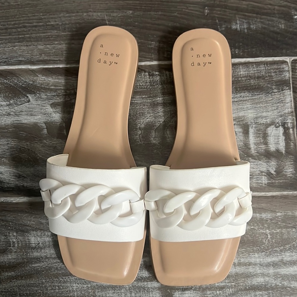 Target A New Day white sandals s7